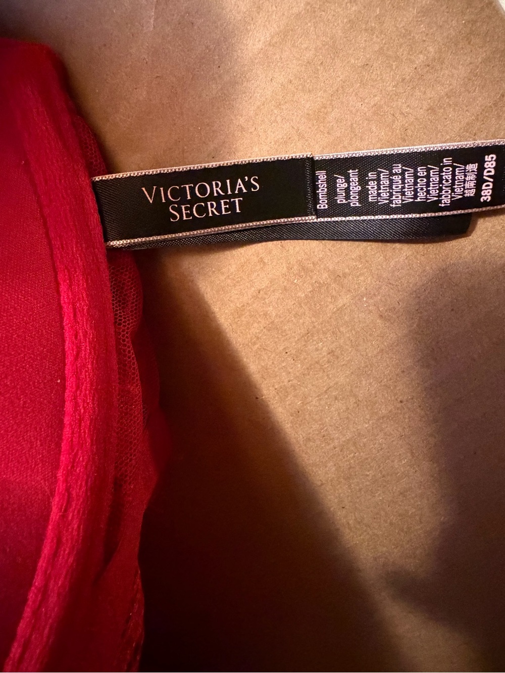 Victoria Secret Red Lace Strappy Push-Up Bra - Women Intimates - Picture 3 of 8